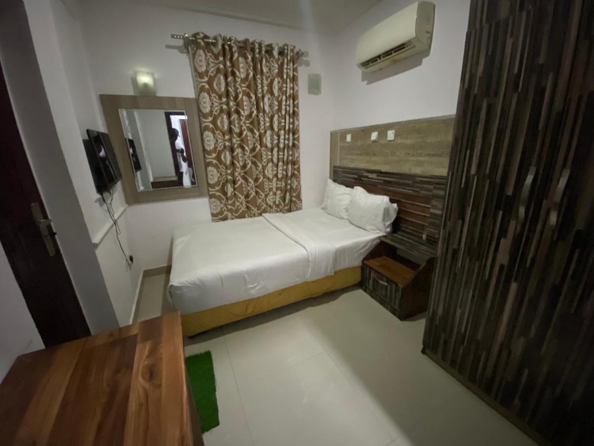 Palazzo Apartments Ikeja Exterior photo